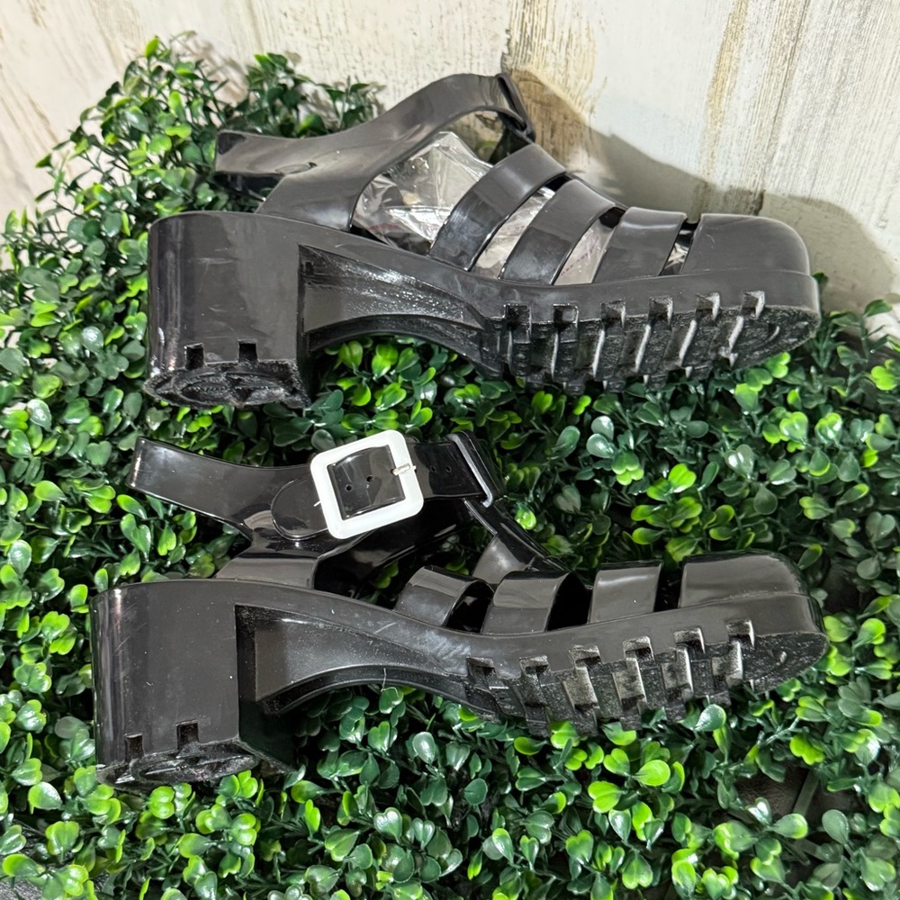 Rouge Helium Shiny Black Chunky Heel Ankle Strap - Picture 5 of 12